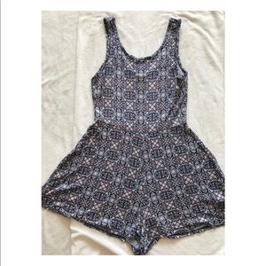 Sleeveless Multi colored cotton romper